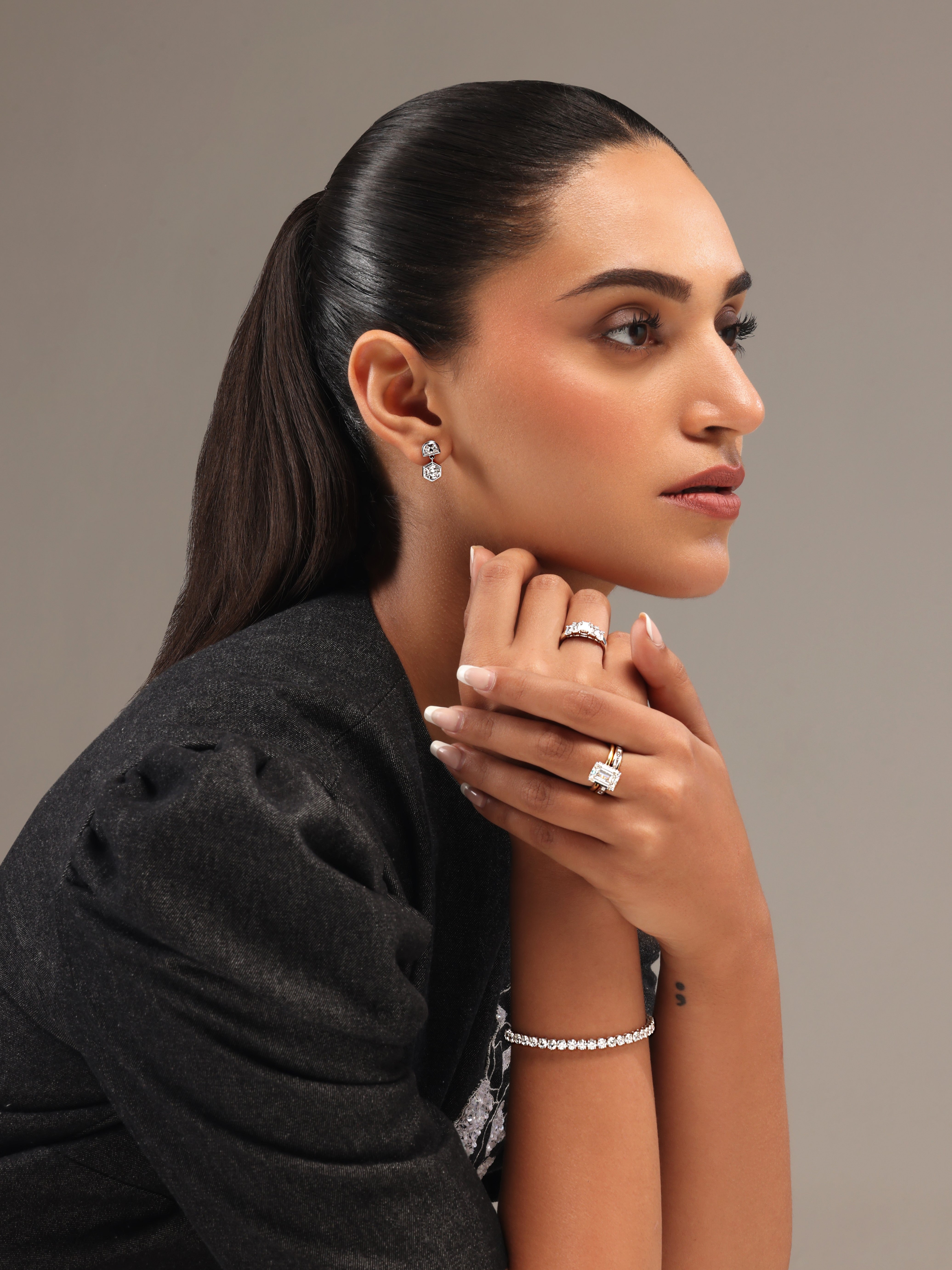 CAVELLA EMERALD RING WITH BAND